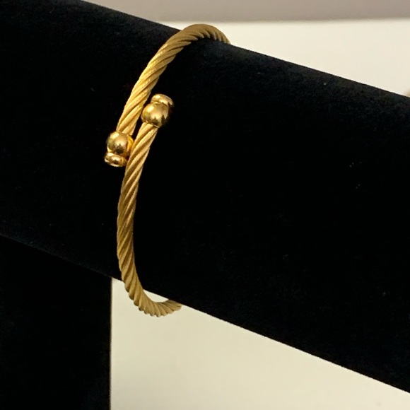 Gucci watch - Picture 6 of 8